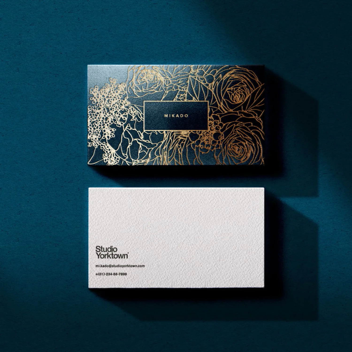 2838 特种纸张名片卡片模板设计PS样机 Business Card Mockup Template-果觅网GOOODME.COM