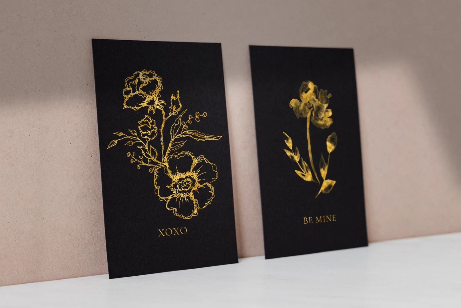 5568 典雅的黑色&黄金水彩花卉插画素材