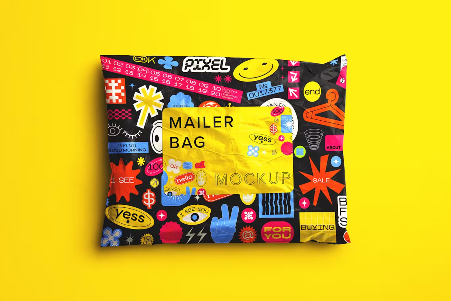 5879 定制邮袋模型样机-Mailer Bag Mockup with Sticker